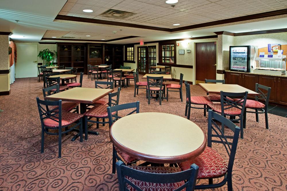 Holiday Inn Express Hotel & Suites Cincinnati Northeast-Milford By Ihg Exterior photo