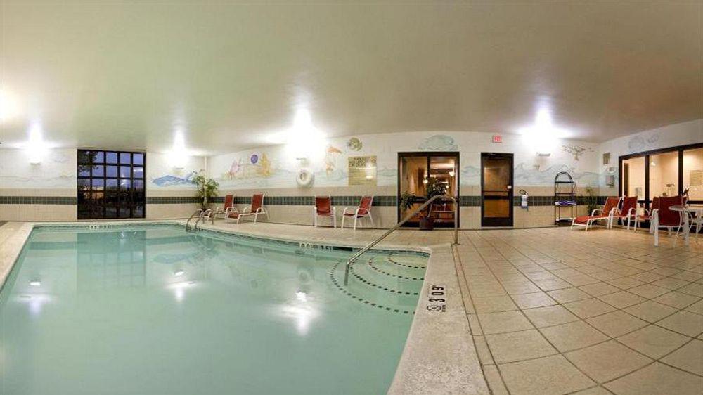 Holiday Inn Express Hotel & Suites Cincinnati Northeast-Milford By Ihg Exterior photo