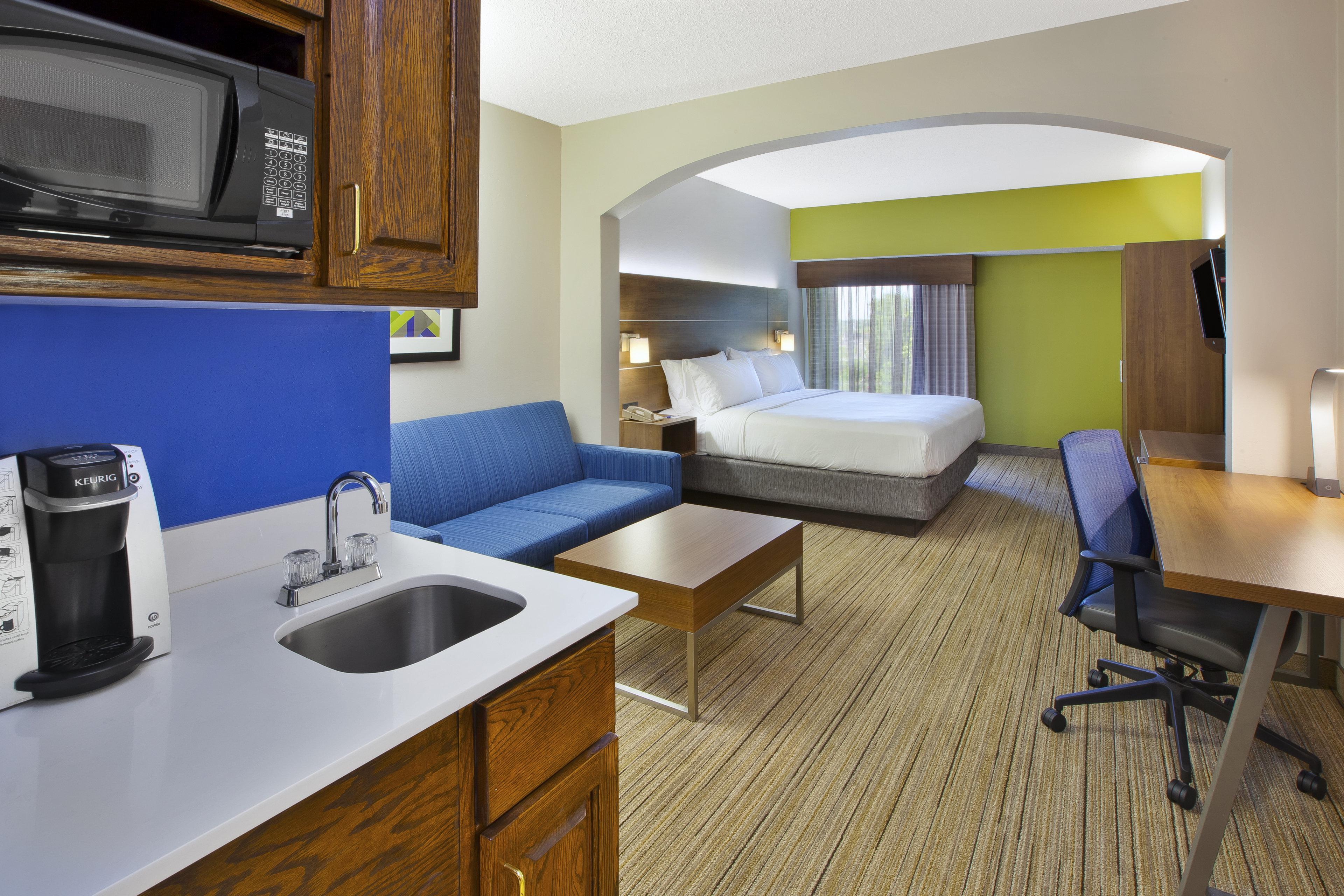 Holiday Inn Express Hotel & Suites Cincinnati Northeast-Milford By Ihg Exterior photo