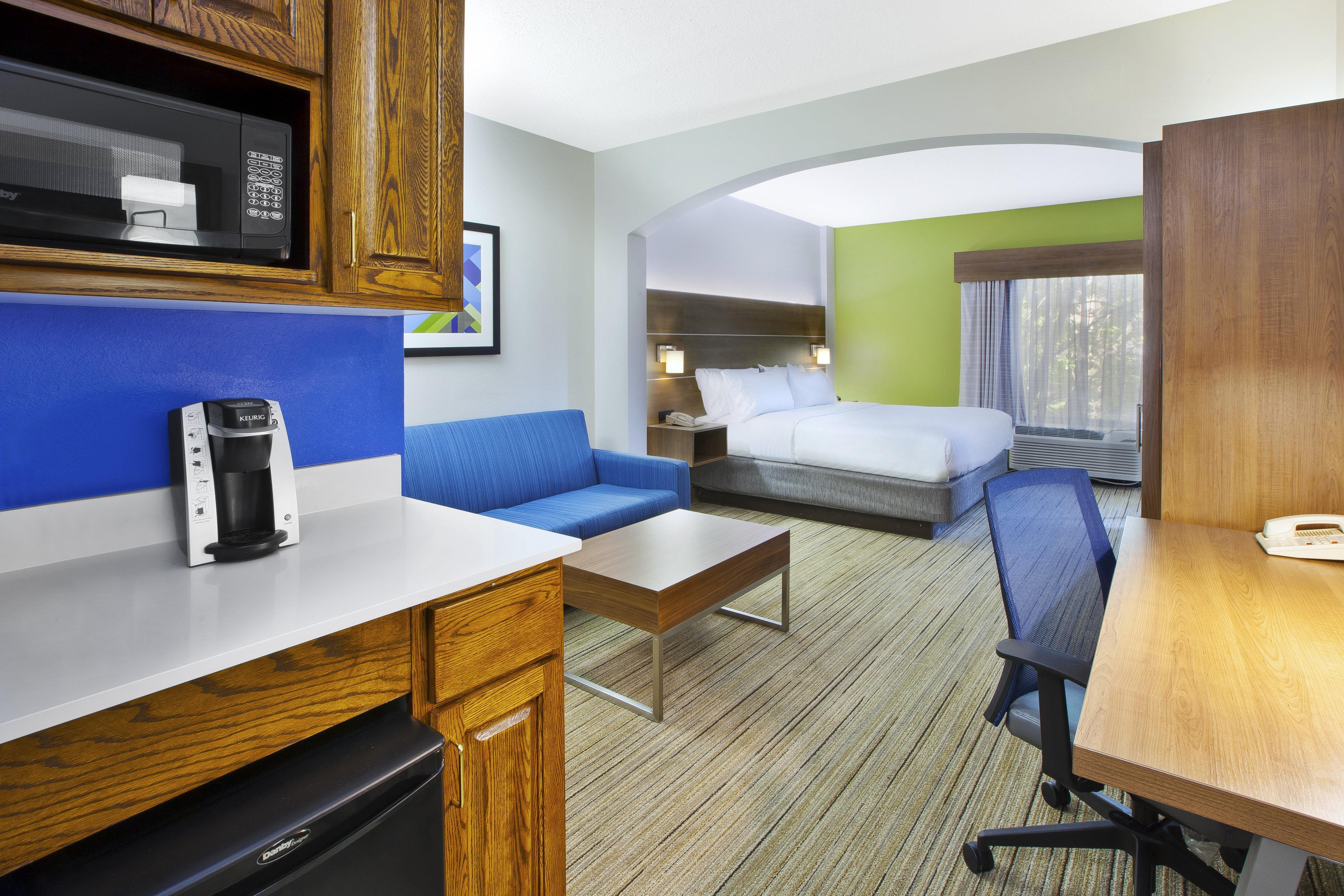Holiday Inn Express Hotel & Suites Cincinnati Northeast-Milford By Ihg Exterior photo