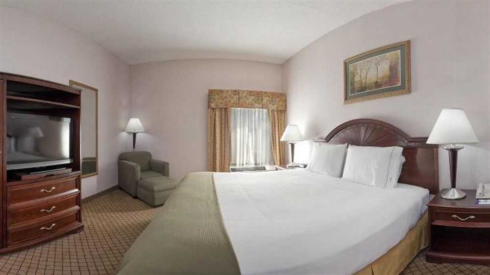 Holiday Inn Express Hotel & Suites Cincinnati Northeast-Milford By Ihg Exterior photo